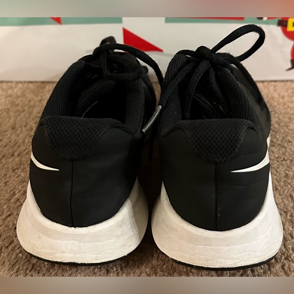 Nike Revolution Girls Athletic Running Gym Shoes Black Pink Sneakers 907254-001 - Picture 3 of 13